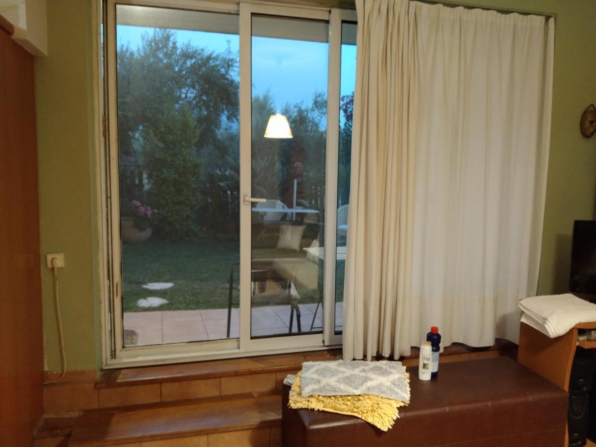 Ησυχες Διακοπες Kalamata Exterior foto
