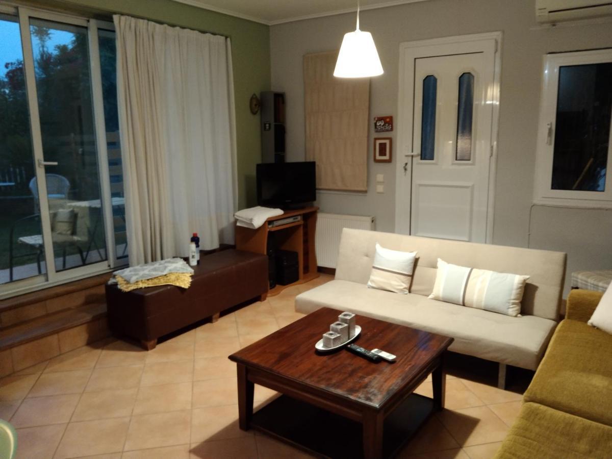 Ησυχες Διακοπες Kalamata Exterior foto